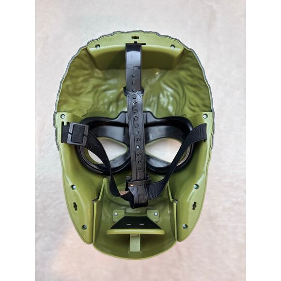 Kids Mask Hulk 2017 Marvel Moving Mouth and Eyebrows Hulk Out Mask by Hasbro - Picture 7 of 7